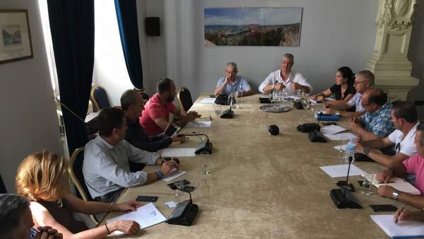 El Ayuntamiento De Málaga Informa: Fotografías (2) De La Reunión Con Los Taxista El Ayuntamiento De Málaga Informa: Fotografías (2) De La Reunión Con Los Taxista