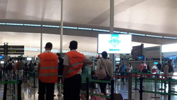 Huelga indefinida en el Aeropuerto de Barcelona-El Prat. Huelga indefinida en el Aeropuerto de Barcelona-El Prat.