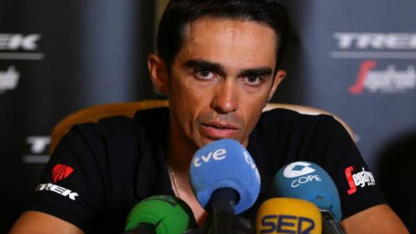 Alberto Contador en rueda de prensa Alberto Contador en rueda de prensa