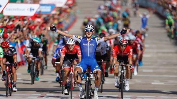 Matteo Trentin gana la cuarta etapa de La Vuelta a España Matteo Trentin gana la cuarta etapa de La Vuelta a España