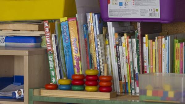Els valencians gastaran una mitjana de 236 € en la 'tornada al col·le', segons un estudi Els valencians gastaran una mitjana de 236 € en la 'tornada al col·le', segons un estudi