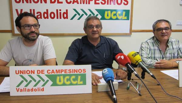 Ignacio Arias (centro), Enrique Cortés (izda) y Emilio Alba. Ignacio Arias (centro), Enrique Cortés (izda) y Emilio Alba.
