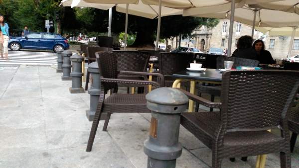 Instalación de bolardos en Porta Faxeira tras los atentados de Barcelona Instalación de bolardos en Porta Faxeira tras los atentados de Barcelona