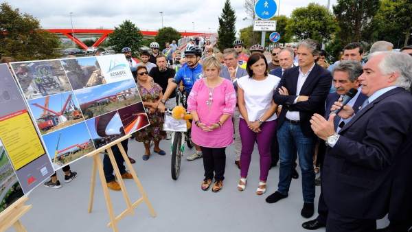 Inauguración pasarela peatonal-ciclista Nueva Montaña-Raos Inauguración pasarela peatonal-ciclista Nueva Montaña-Raos