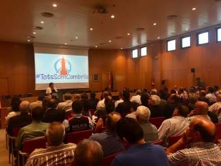 Acto interreligioso en Cambrils, con la consellera D.Bassa