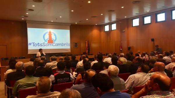 Acto interreligioso en Cambrils, con la consellera D.Bassa Acto interreligioso en Cambrils, con la consellera D.Bassa