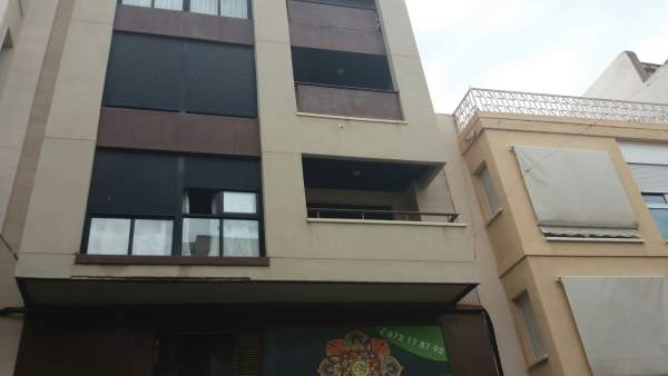 Edificio en el que han sucedido los hechos en Elda (Alicante) Edificio en el que han sucedido los hechos en Elda (Alicante)
