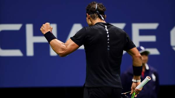 Nadal celebra un punto Nadal celebra un punto