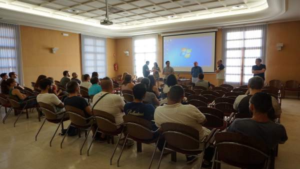 El Ayuntamiento De Paterna Contrata A 26 Jóvenes Para Mejorar Su Empleabilidad El Ayuntamiento De Paterna Contrata A 26 Jóvenes Para Mejorar Su Empleabilidad
