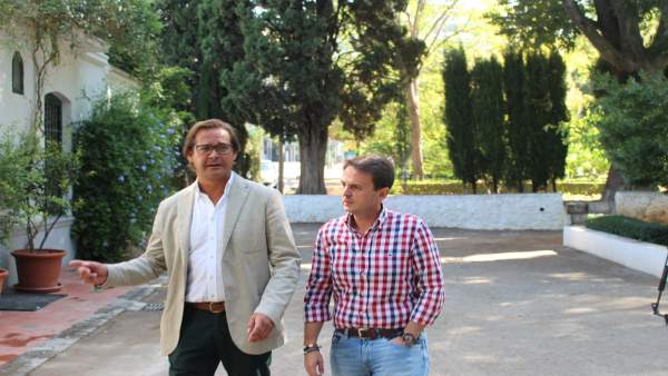 Antonio Granados y Juan Antonio Fuentes, en la Huerta de San Vicente Antonio Granados y Juan Antonio Fuentes, en la Huerta de San Vicente