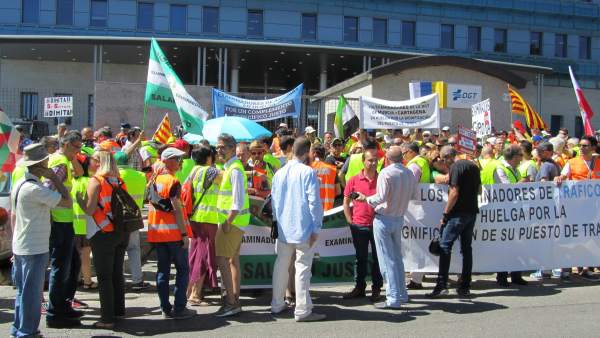 Examinadores de Tráfico ante la DGT Examinadores de Tráfico ante la DGT