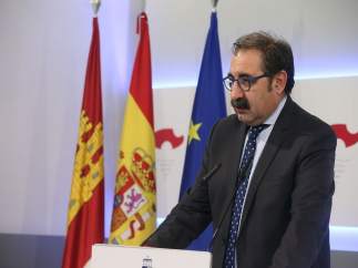 El consejero en rueda de prensa