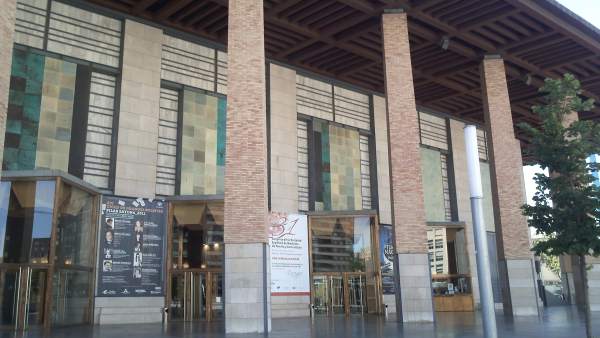 Fachada Del Auditorio De Zaragoza Fachada Del Auditorio De Zaragoza