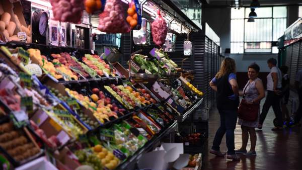 Mercado, frutas, verduras, carne, pescado, alimentos, comida Mercado, frutas, verduras, carne, pescado, alimentos, comida