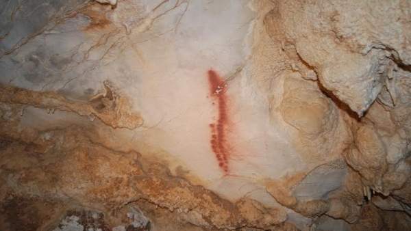 Una de las pinturas encontradas en la cueva Áurea Una de las pinturas encontradas en la cueva Áurea