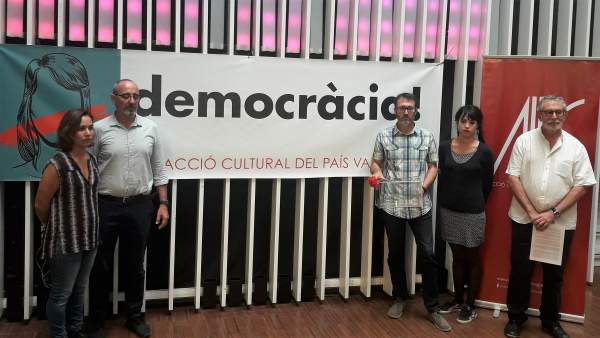 1 ACPV insta els valencians a denunciar davant la UE la situació a Catalunya i demanen la seua intervenció 1 ACPV insta els valencians a denunciar davant la UE la situació a Catalunya i demanen la seua intervenció