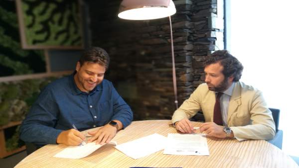 Carlos Jacinto Marín y Santiago Elías. Carlos Jacinto Marín y Santiago Elías.