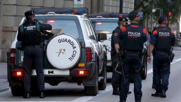 Guardia Civil y Mossos Guardia Civil y Mossos