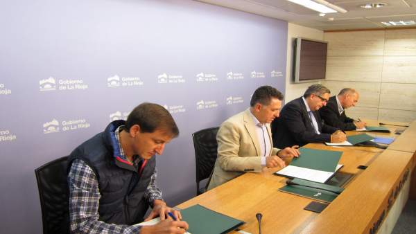 Firmas acuerdos rehabilitación vivienda alquiler Firmas acuerdos rehabilitación vivienda alquiler