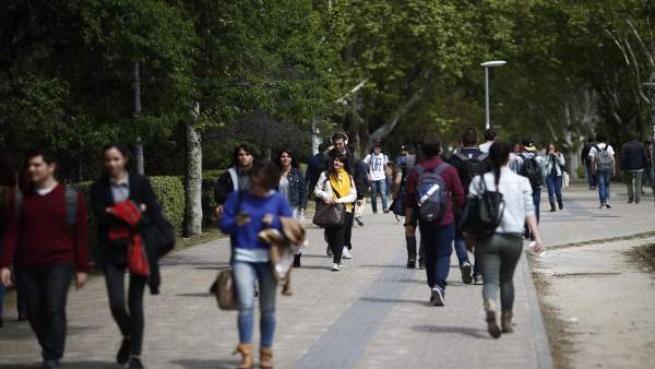 Universidad, alumnos, estudiantes, estudios, matrícula, universitarios, clases Universidad, alumnos, estudiantes, estudios, matrícula, universitarios, clases