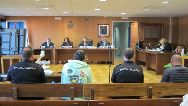 Juicio por un delito de lesiones en Vigo Juicio por un delito de lesiones en Vigo