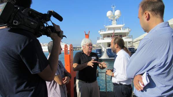 Juan Cassá en el puerto de Málaga Juan Cassá en el puerto de Málaga