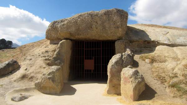 Dolmen de Menga Dolmen de Menga