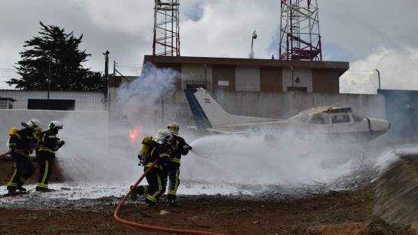 Simulacro de accidente aéreo Simulacro de accidente aéreo