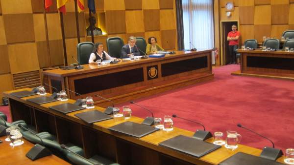 El pleno ha sido suspendido de nuevo El pleno ha sido suspendido de nuevo