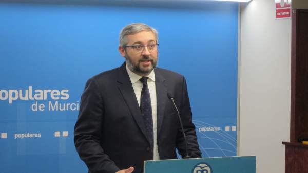 El Portavoz Del PP De La Región De Murcia, Víctor Martínez El Portavoz Del PP De La Región De Murcia, Víctor Martínez