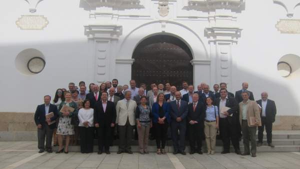 La Asamblea de Extremadura edita un libro sobre el Fuero del Baylio La Asamblea de Extremadura edita un libro sobre el Fuero del Baylio