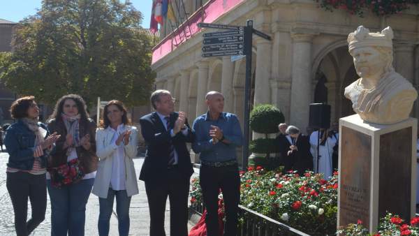León: Silván en la inauguración del busto León: Silván en la inauguración del busto