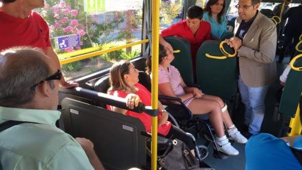 Nuevo autobús adaptado para el área metropolitana Nuevo autobús adaptado para el área metropolitana