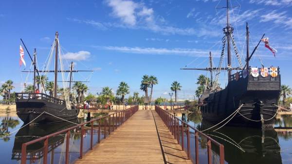 Muelle de las Carabelas, en La Rábida Muelle de las Carabelas, en La Rábida