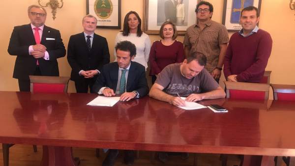 Firma del Convenio entre ICA y Mancomunidades Firma del Convenio entre ICA y Mancomunidades