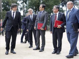 Carles Puigdemont y José Antonio Nieto, antes de la Junta de Seguridad