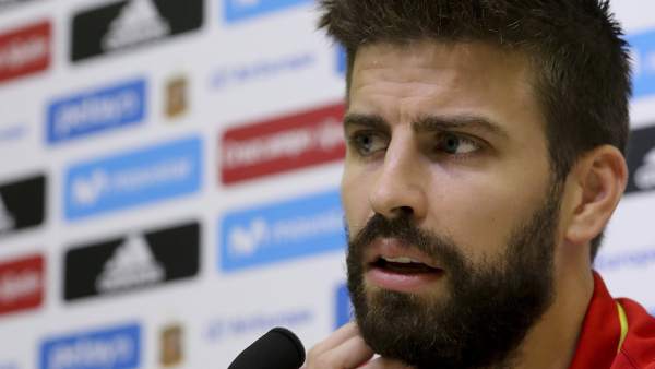 Gerard Piqué Gerard Piqué