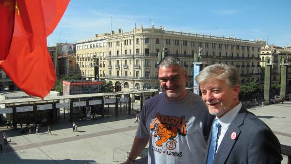 El pregonero con el alcalde El pregonero con el alcalde