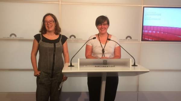 Las diputadas de la CUP Eulàlia Reguant y Mireia Boya Las diputadas de la CUP Eulàlia Reguant y Mireia Boya