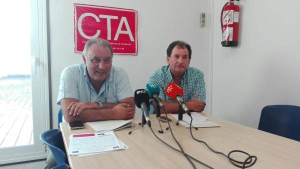 Moro y Parra en la rueda de prensa Moro y Parra en la rueda de prensa