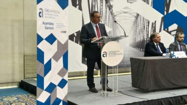 El consejero de Infraestructuras, Fernando Lastra El consejero de Infraestructuras, Fernando Lastra