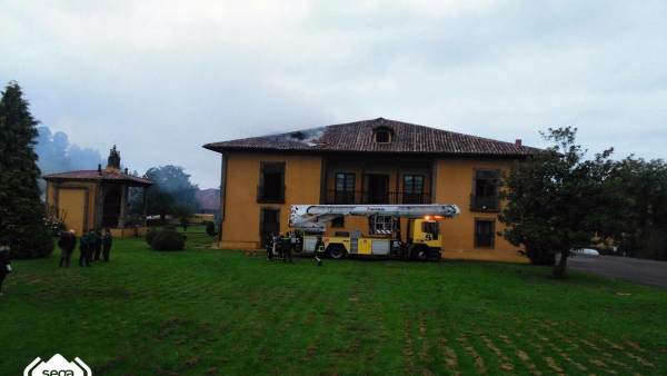 Imagen del incendio. Imagen del incendio.