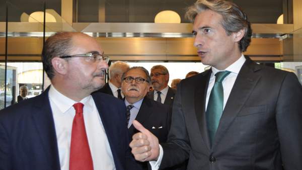 Lambán y De la Serna este jueves en Zaragoza. Lambán y De la Serna este jueves en Zaragoza.
