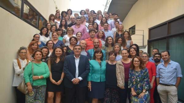 Auxiliares de conversación con Vicente Zarza. Auxiliares de conversación con Vicente Zarza.