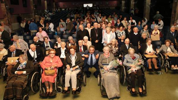 Revilla en el acto de la Fundación Asilo de Torrelavega Revilla en el acto de la Fundación Asilo de Torrelavega