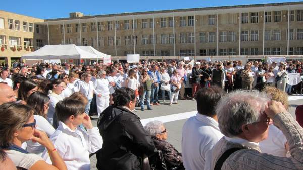 Concentración Logroño #Parlem Concentración Logroño #Parlem
