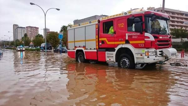 Calle inundada en Calpe Calle inundada en Calpe