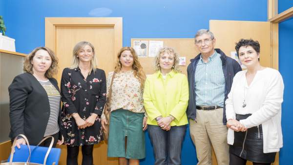 Díaz Tezanos visita el Centro de Atención a la Mujer de Castro Díaz Tezanos visita el Centro de Atención a la Mujer de Castro