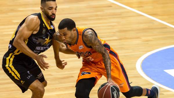 Valencia Basket vence a Iberostar Tenerife Valencia Basket vence a Iberostar Tenerife