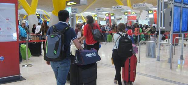 Pasajeros En Barajas
